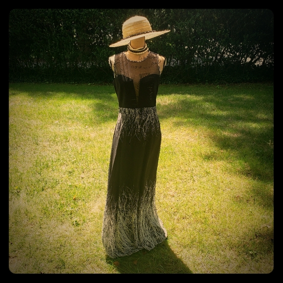 GOWN DRESS